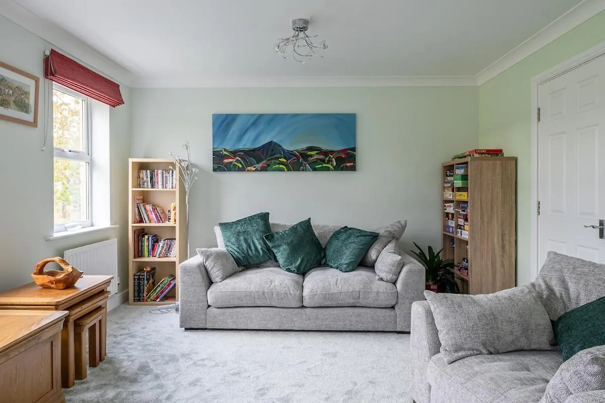 Dalesway View Villa Addingham